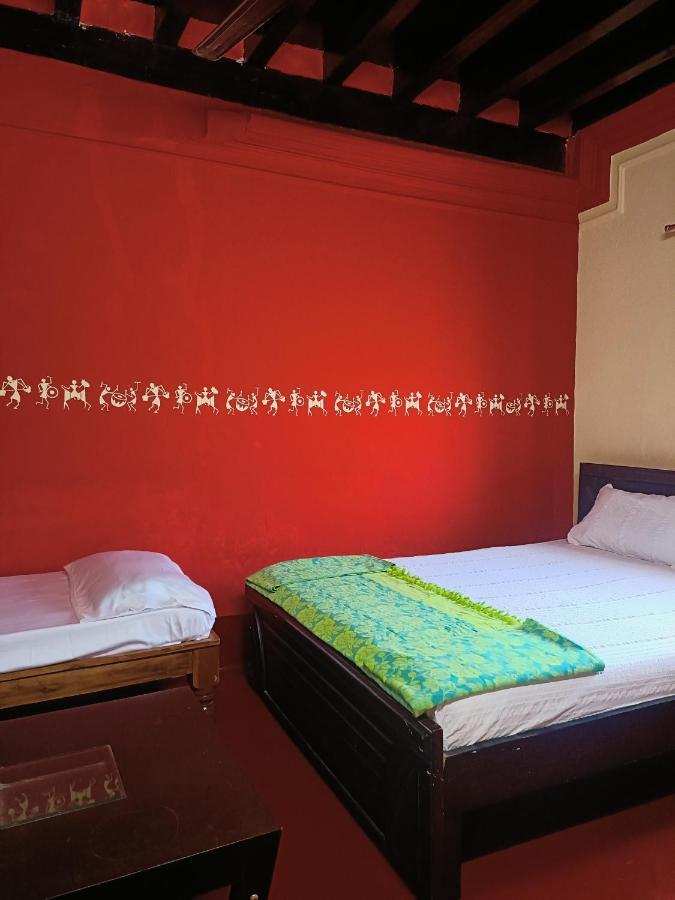 Keshava Heritage Country house *